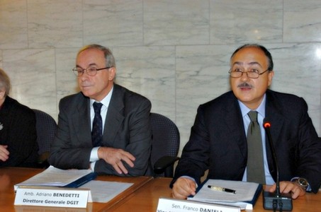 MAE - Conferenza stampa - Amb. Benedetti
